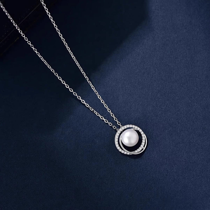 Womens Niche Minimalist Trendy Faux Necklace