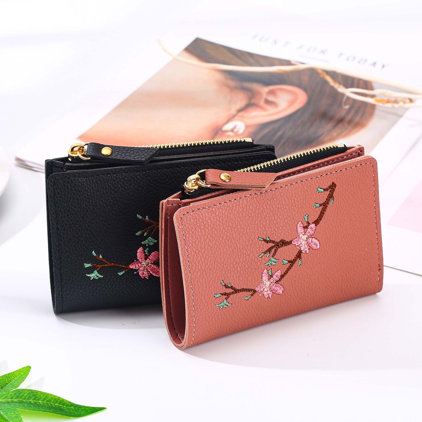 Lady's Small Wallet Short Style Fashionable
