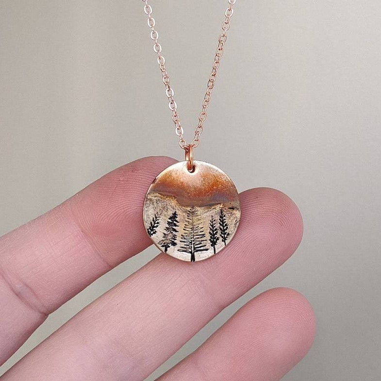 Retro Minimalist Necklace In The Shape Of A Forest