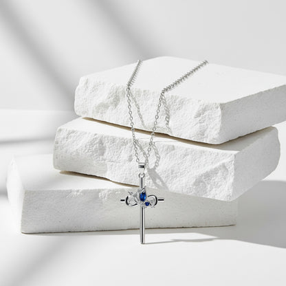 Fashionable Commuter-Style Cross Necklace