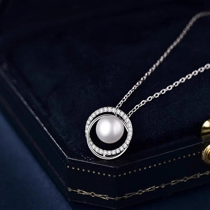 Womens Niche Minimalist Trendy Faux Necklace